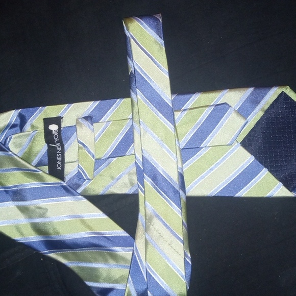 Men's tie - Picture 1 of 3